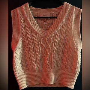 Cute knit cream vest.